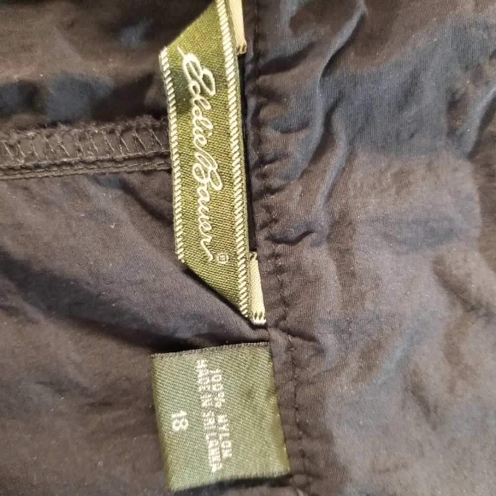 Eddie Bauer Women Sz 18 Solid Black Nylon Wrap Athletic Hiking Golf Skirt Skort